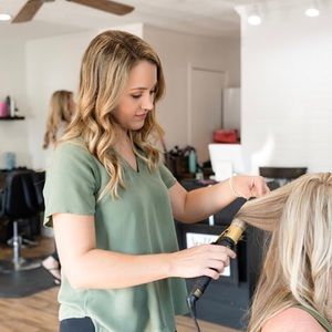 Meet your Posher, Brittney